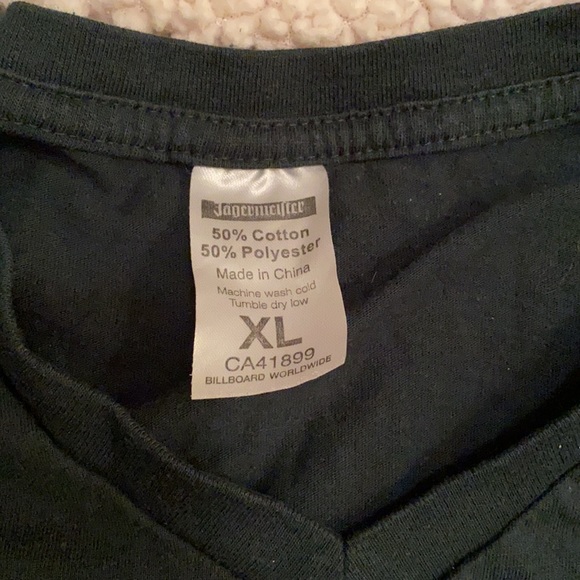 Green short sleeve bucks t-shirt - Picture 3 of 3